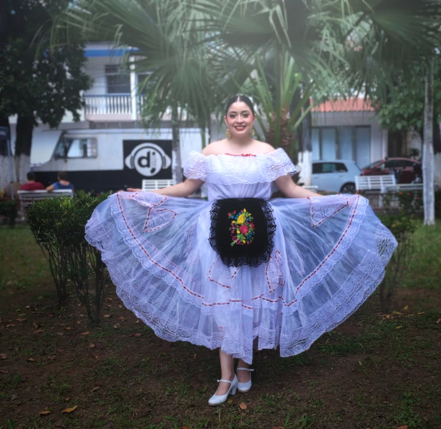 Portada de Traje de Veracruzana